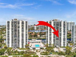 3675 N Country Club Drive 707, Aventura, FL 33180