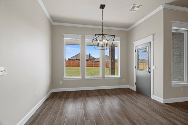 10452 SW 51st Street, Mustang, OK 73064