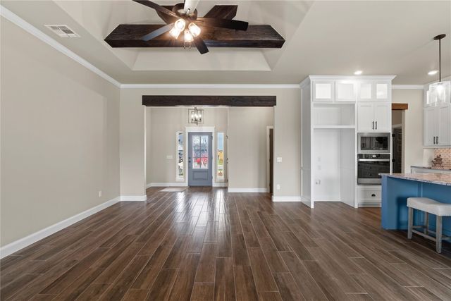 10452 SW 51st Street, Mustang, OK 73064