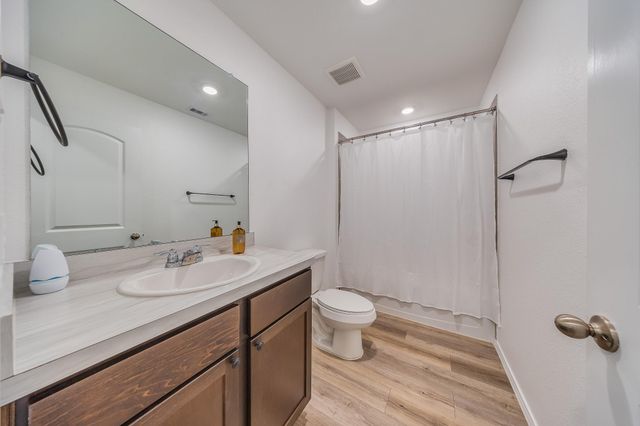 1134 Sultana Springs Court, Houston, TX 77090