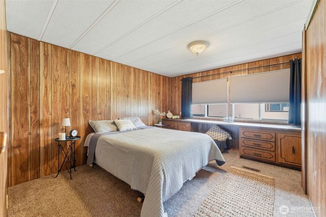 1031 SE Scenic View Drive, College Place, WA 99324