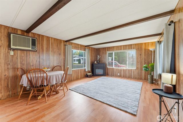 1031 SE Scenic View Drive, College Place, WA 99324