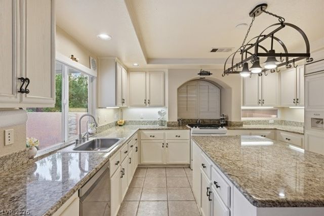 7897 Salt Spray Court, Las Vegas, NV 89139