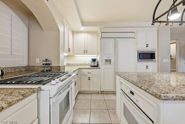 7897 Salt Spray Court, Las Vegas, NV 89139