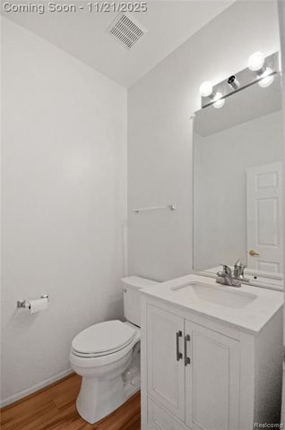 34376 Giannetti Drive, Sterling Heights, MI 48312