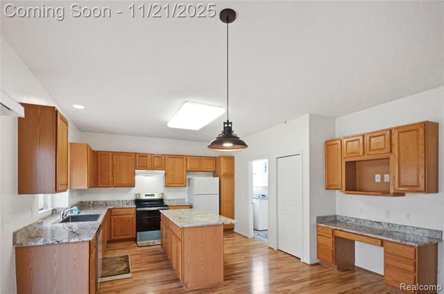 34376 Giannetti Drive, Sterling Heights, MI 48312