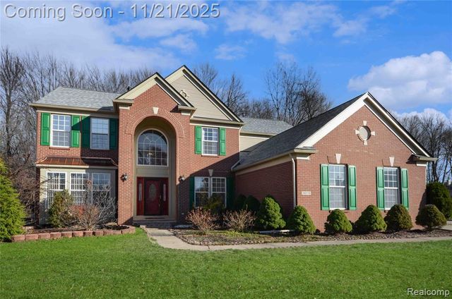 34376 Giannetti Drive, Sterling Heights, MI 48312