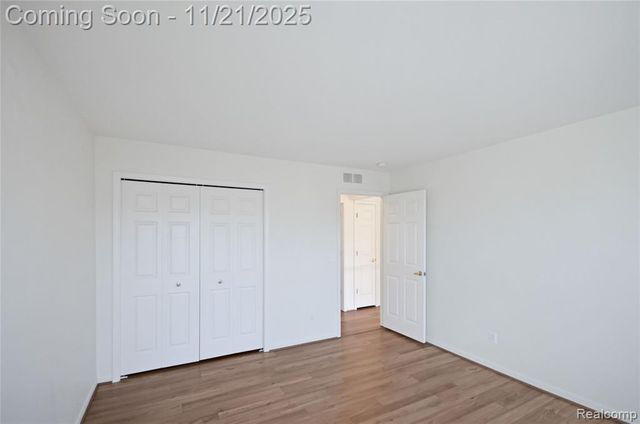 34376 Giannetti Drive, Sterling Heights, MI 48312