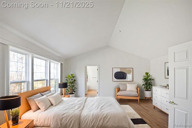 34376 Giannetti Drive, Sterling Heights, MI 48312