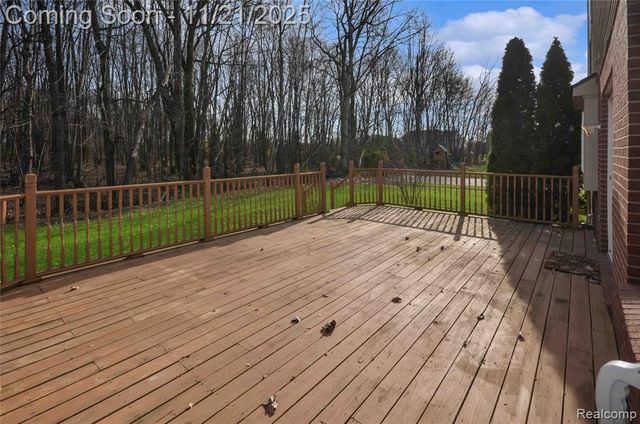 34376 Giannetti Drive, Sterling Heights, MI 48312