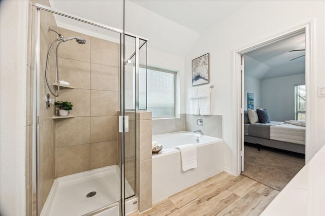 4323 Oakdale Mist Drive, Dickinson, TX 77539