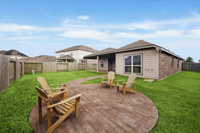 4323 Oakdale Mist Drive, Dickinson, TX 77539