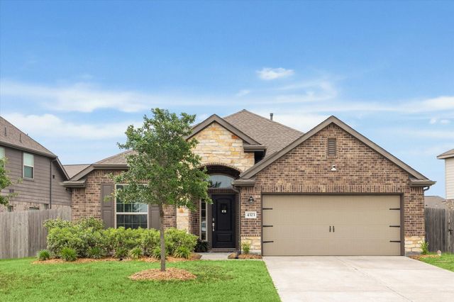 4323 Oakdale Mist Drive, Dickinson, TX 77539