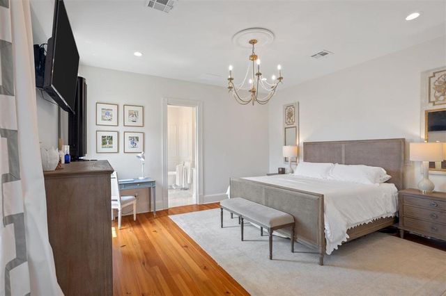 1211 Saint Anne Avenue, Lake Charles, LA 70601