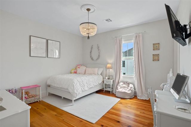 1211 Saint Anne Avenue, Lake Charles, LA 70601