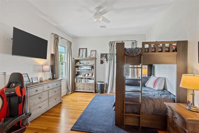 1211 Saint Anne Avenue, Lake Charles, LA 70601