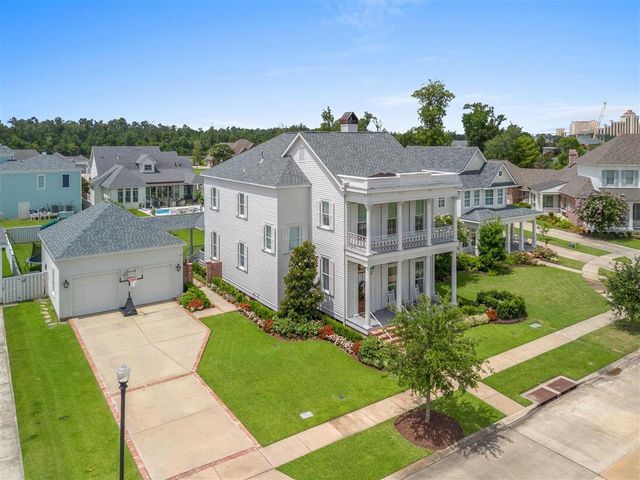 1211 Saint Anne Avenue, Lake Charles, LA 70601