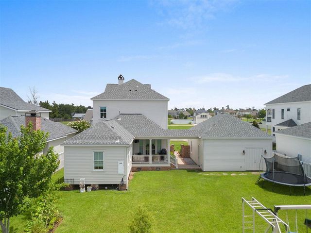 1211 Saint Anne Avenue, Lake Charles, LA 70601