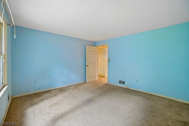 137 Beekman Rd, Summit City, NJ 07901