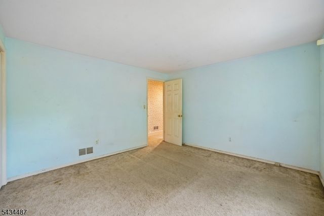 137 Beekman Rd, Summit City, NJ 07901