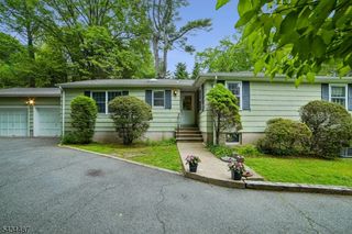 137 Beekman Rd, Summit City, NJ 07901