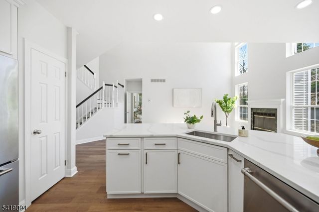90 Glen Rock Rd, Cedar Grove Twp., NJ 07009
