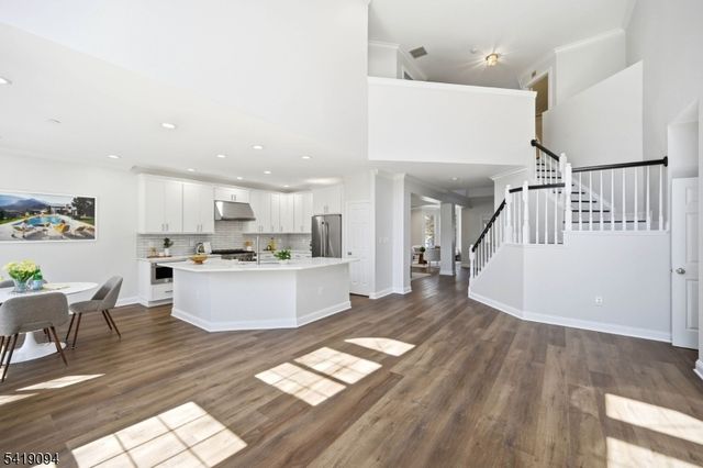 90 Glen Rock Rd, Cedar Grove Twp., NJ 07009