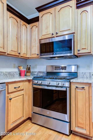 13408 Forest Springs Dr, Louisville, KY 40245