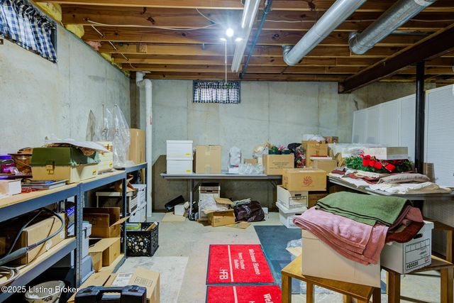 13408 Forest Springs Dr, Louisville, KY 40245