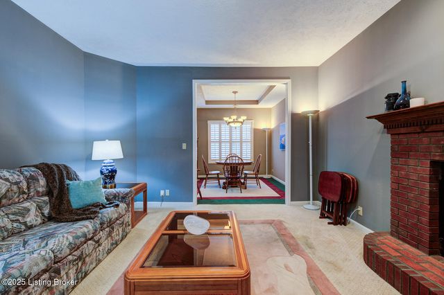 13408 Forest Springs Dr, Louisville, KY 40245