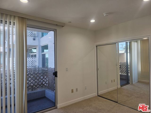 332 S Oxford Avenue 201, Los Angeles, CA 90020