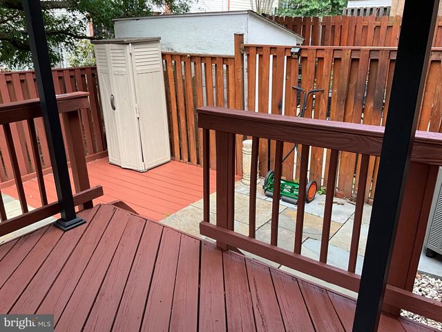 2023 MAYFLOWER DR, Woodbridge, VA 22192