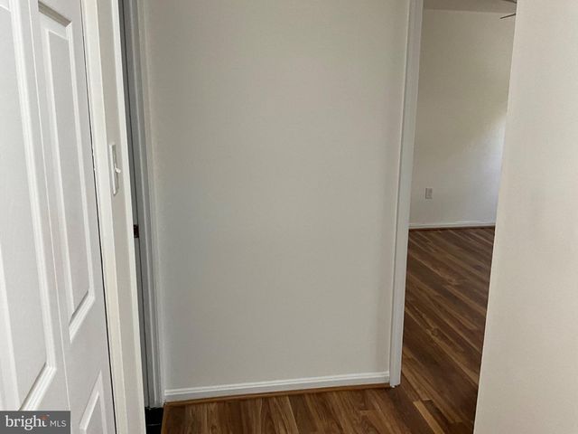 2023 MAYFLOWER DR, Woodbridge, VA 22192