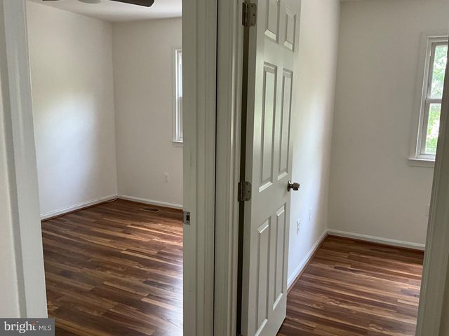 2023 MAYFLOWER DR, Woodbridge, VA 22192