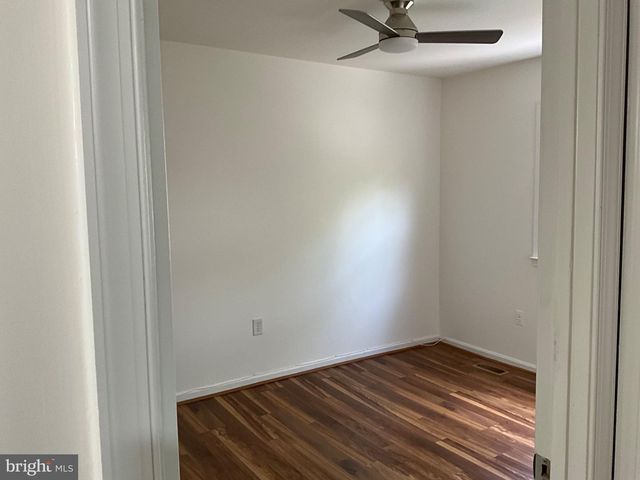 2023 MAYFLOWER DR, Woodbridge, VA 22192