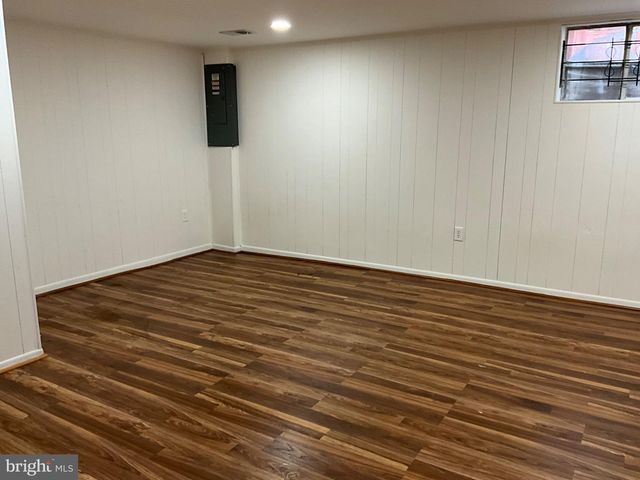 2023 MAYFLOWER DR, Woodbridge, VA 22192