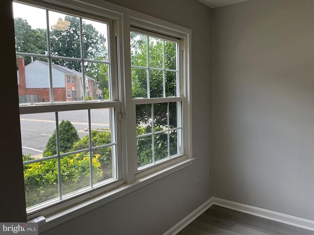 2023 MAYFLOWER DR, Woodbridge, VA 22192
