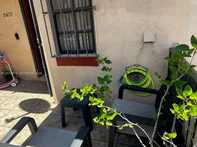 2407 W 52nd Pl 4-2, Hialeah, FL 33016
