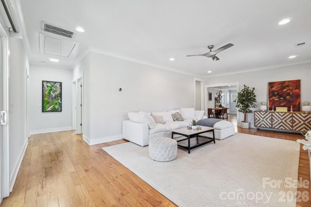 1821 Garibaldi Avenue, Charlotte, NC 28208