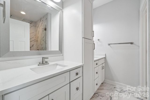 1821 Garibaldi Avenue, Charlotte, NC 28208