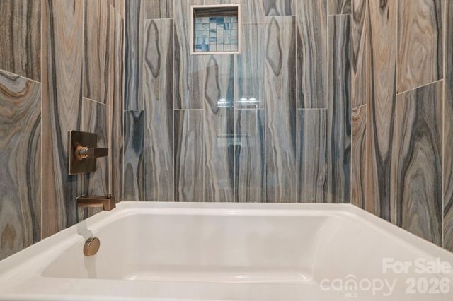 1821 Garibaldi Avenue, Charlotte, NC 28208