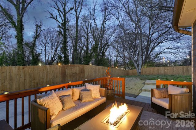 1821 Garibaldi Avenue, Charlotte, NC 28208