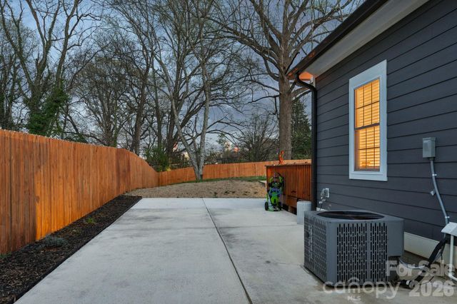 1821 Garibaldi Avenue, Charlotte, NC 28208