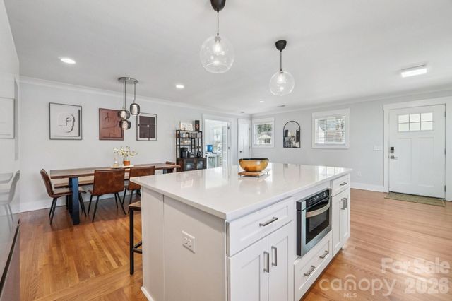 1821 Garibaldi Avenue, Charlotte, NC 28208