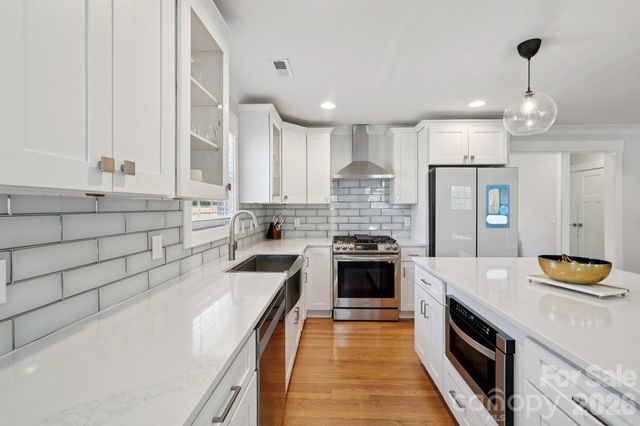 1821 Garibaldi Avenue, Charlotte, NC 28208