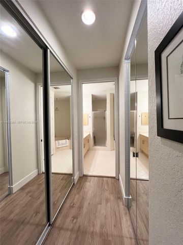 2816 Kinsington Cir 28-1, Weston, FL 33332