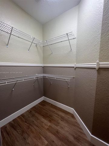 2816 Kinsington Cir 28-1, Weston, FL 33332