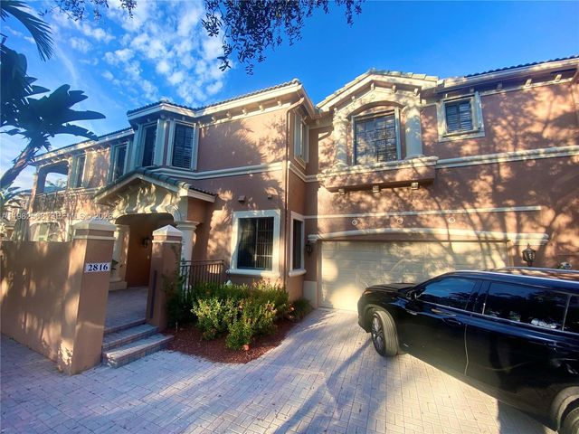 2816 Kinsington Cir 28-1, Weston, FL 33332