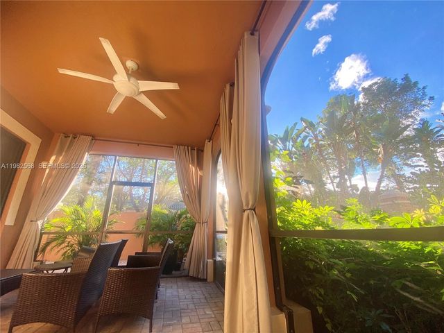 2816 Kinsington Cir 28-1, Weston, FL 33332