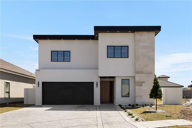 1816 S Middleton Street, Edinburg, TX 78539